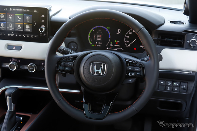 ホンダ ヴェゼル 新型(PLaY)