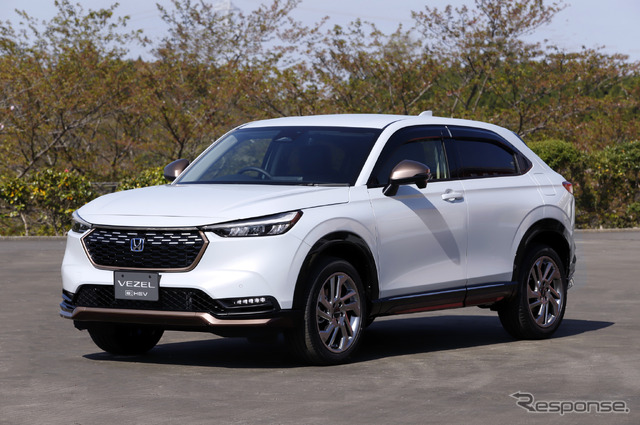 ホンダ ヴェゼル 新型(ホンダアクセス純正アクセサリー装着車)
