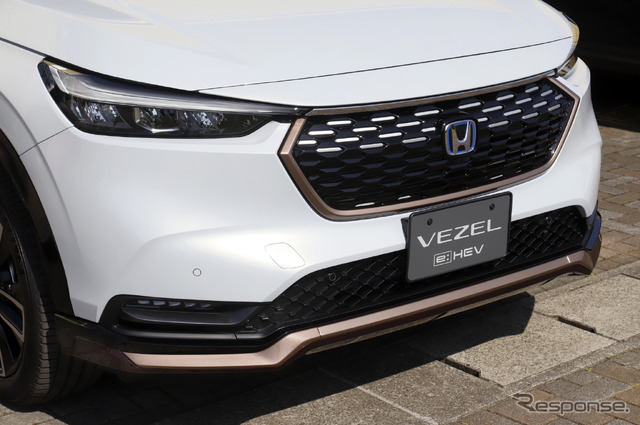ホンダ ヴェゼル 新型(ホンダアクセス純正アクセサリー装着車)