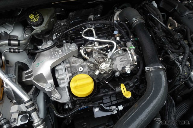 ルノー キャプチャー 新型(インテンスパック)