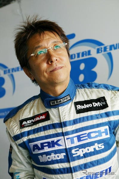 選ぶ人のマインドを象徴する、フィットHV と プリウス …松田秀士