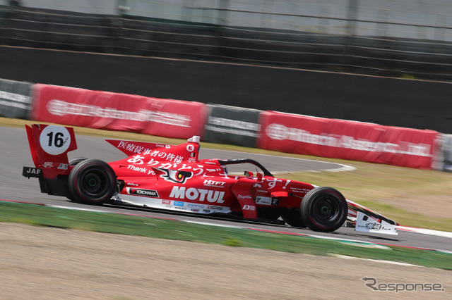 優勝した#16 野尻智紀（TEAM MUGEN）