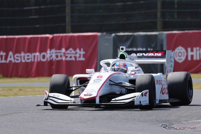 3位の#6 笹原右京（DOCOMO TEAM DANDELION RACING）