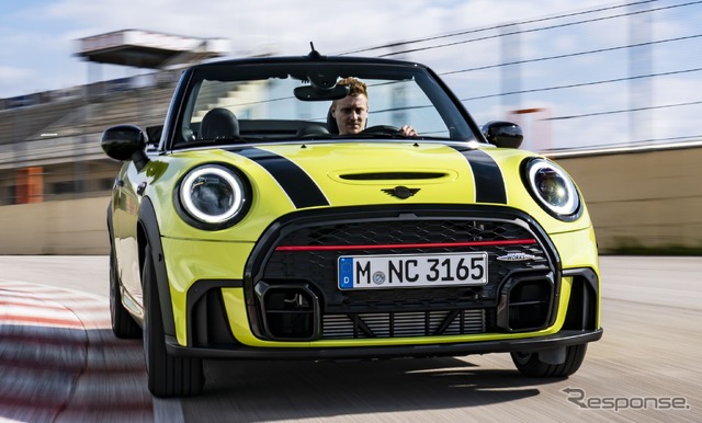 MINI コンバーチブル「ジョンクーパーワークス(JCW)」改良新型