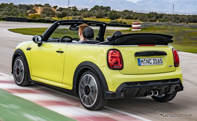 MINI コンバーチブル「ジョンクーパーワークス(JCW)」改良新型