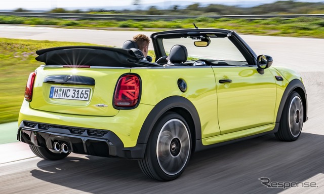 MINI コンバーチブル「ジョンクーパーワークス(JCW)」改良新型