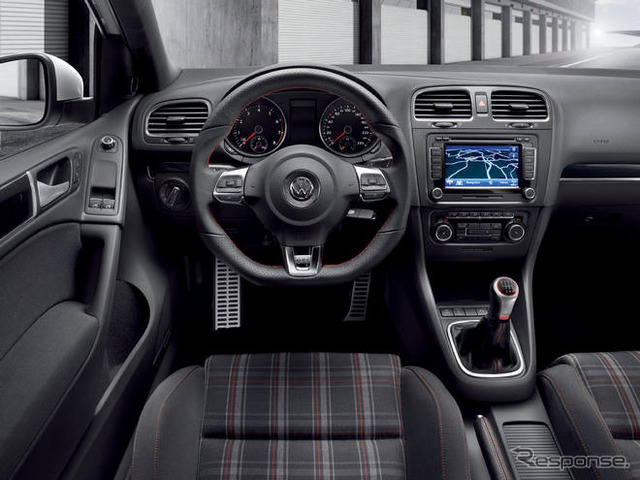 【パリモーターショー08】写真蔵…VW ゴルフGTI 新型+歴代