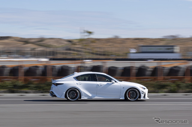 ARTISAN SPIRITS BLACK LABEL LEXUS IS 300/300h/350 F-SPORT