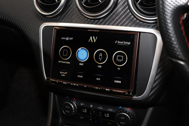 『DIATONE SOUND.NAVI・NR-MZ300PREMI-3』(ダイヤトーンデモカー)。