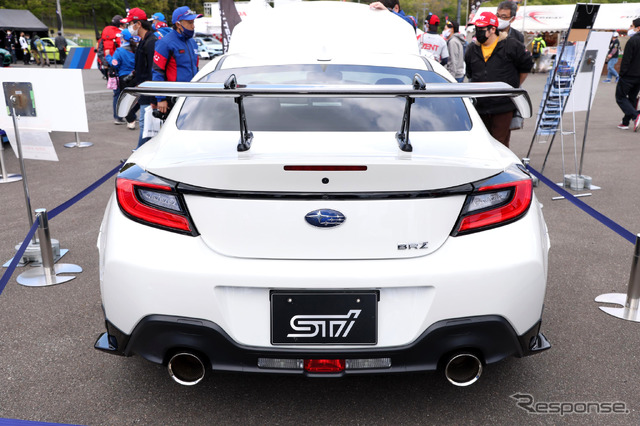 スバルBRZ STIパフォーマンスパーツ装着車