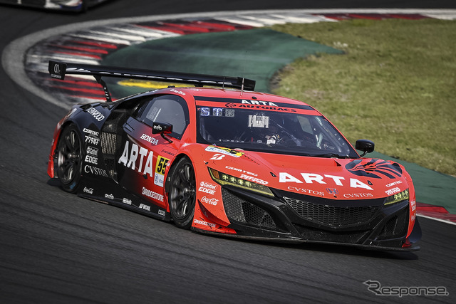 GT300クラス3位の#55 ARTA NSX GT3（高木真一／佐藤蓮）