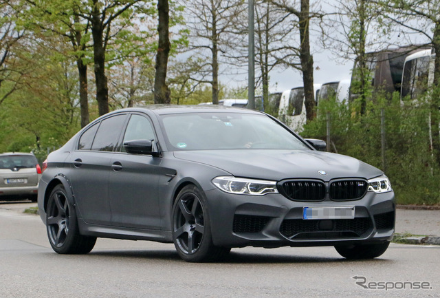 BMW M5 謎のプロトタイプ車両(スクープ写真)
