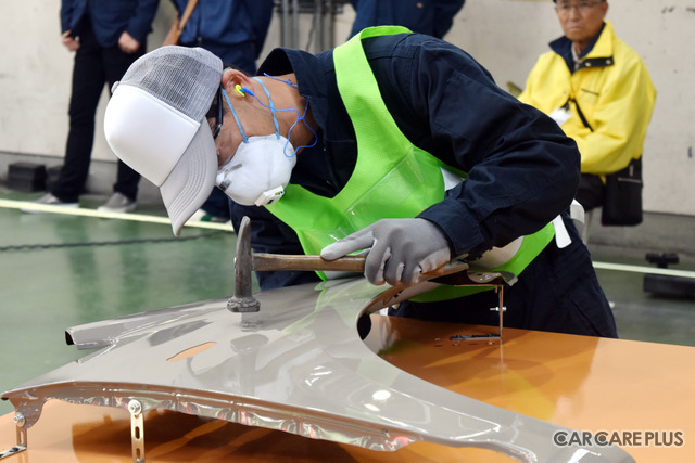 腕一本! 長野の鈑金塗装職人たちが競い合うプロの技に密着