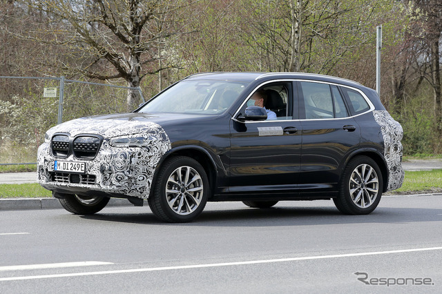 BMW iX3 改良新型 プロトタイプ スクープ写真