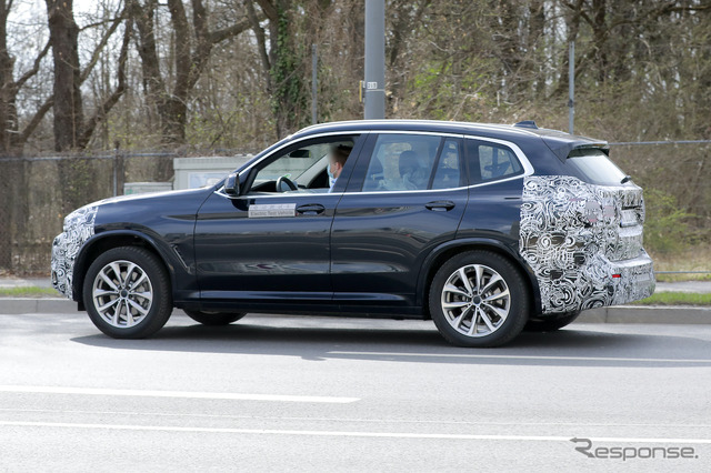 BMW iX3 改良新型 プロトタイプ スクープ写真