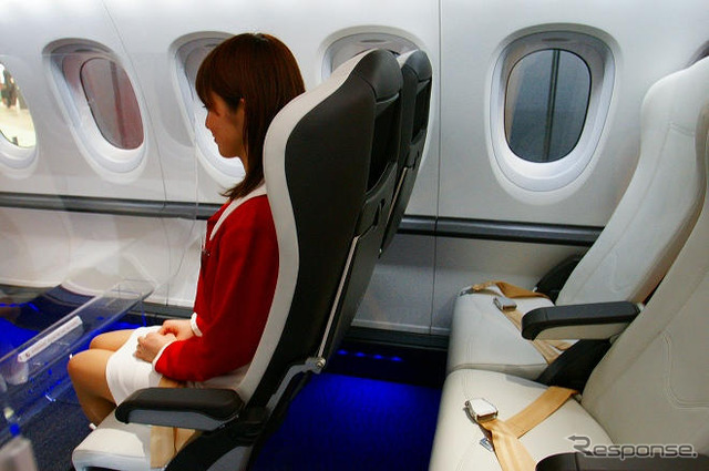 【国際航空宇宙展】三菱航空機、MRJを拡幅
