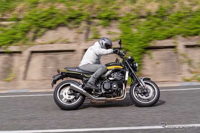 ブリヂストン「BATTLAX SPORT TOURING T32」