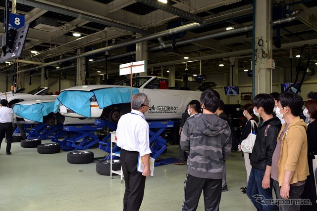 埼玉自動車大学校「公開授業+旧車・スーパーカー展示」