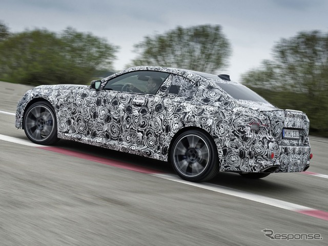 BMW 2シリーズ・クーペ 次期型のプロトタイプ(M240i xDriveクーペ)