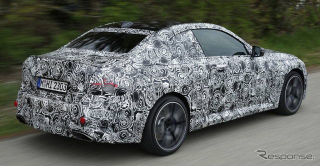 BMW 2シリーズ・クーペ 次期型のプロトタイプ(M240i xDriveクーペ)