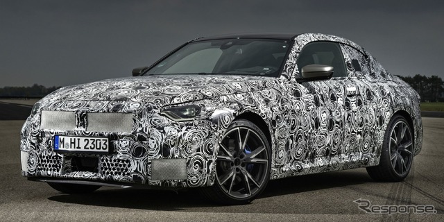 BMW 2シリーズ・クーペ 次期型のプロトタイプ(M240i xDriveクーペ)