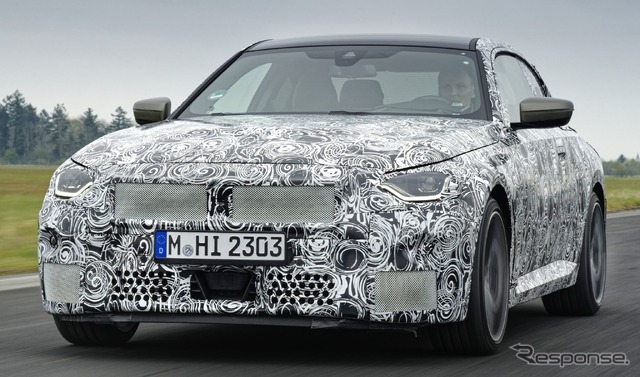 BMW 2シリーズ・クーペ 次期型のプロトタイプ(M240i xDriveクーペ)