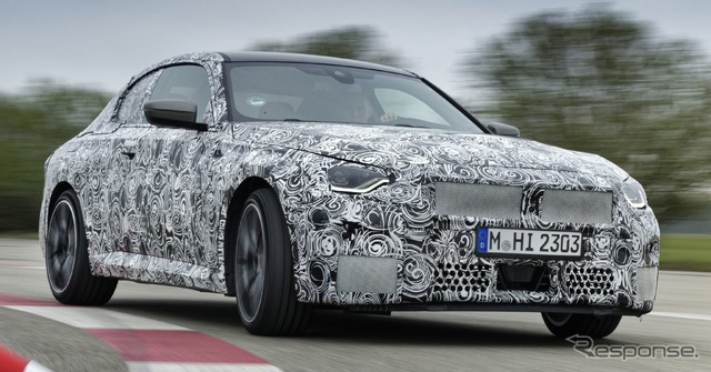 BMW 2シリーズ・クーペ 次期型のプロトタイプ(M240i xDriveクーペ)
