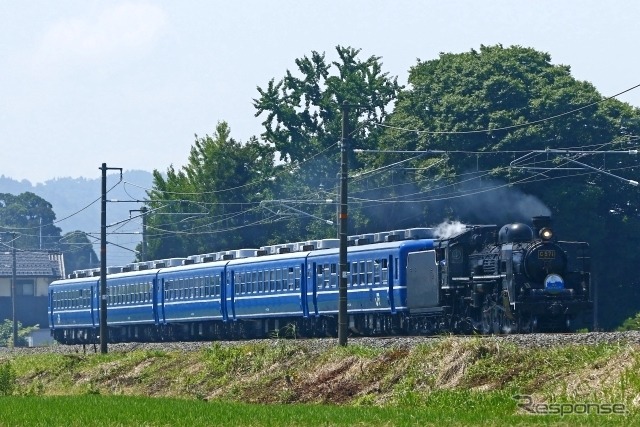『SL北びわこ号』(C57牽引)