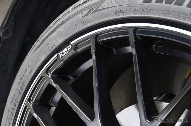 MID【RMP 028F】推奨サイズ:20×8.5J Inset38 5H-114.3/カラー:セミグロスブラック+リムエッジDC+ロゴマシニング/タイヤサイズ:245/40R20