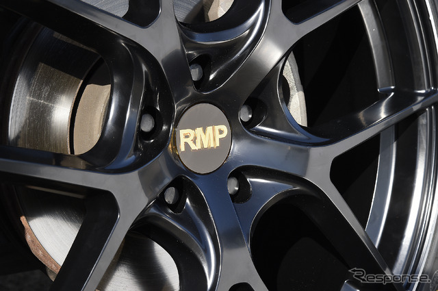MID【RMP 025F】推奨サイズ:20×8.5J Inset38 5H-114.3/カラー:セミグロスブラック+リムエッジDC+ロゴマシニング/タイヤサイズ:245/40R20