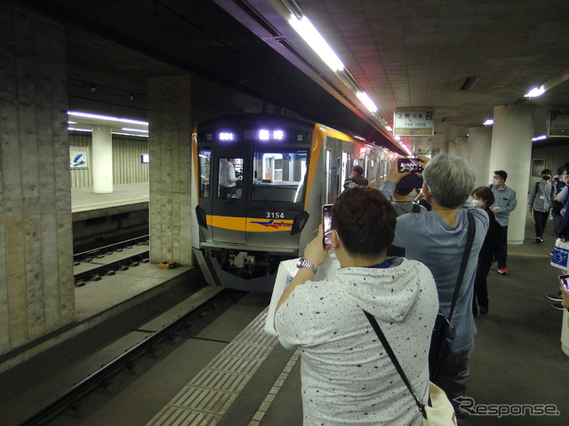 京成線ミステリーツアー:東成田駅、旧スカイライナー用ホーム。