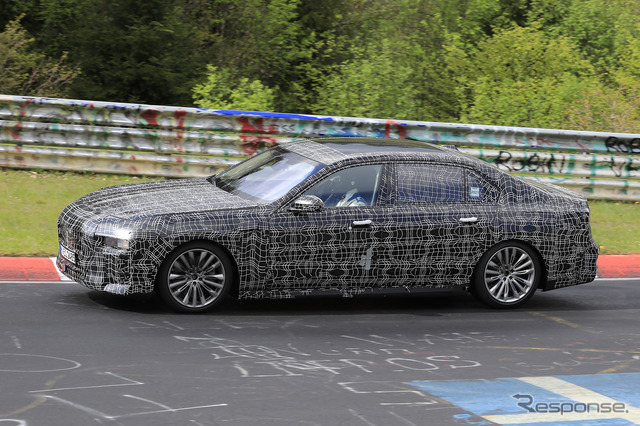 BMW 7シリーズ 次期型プロトタイプ(スクープ写真)