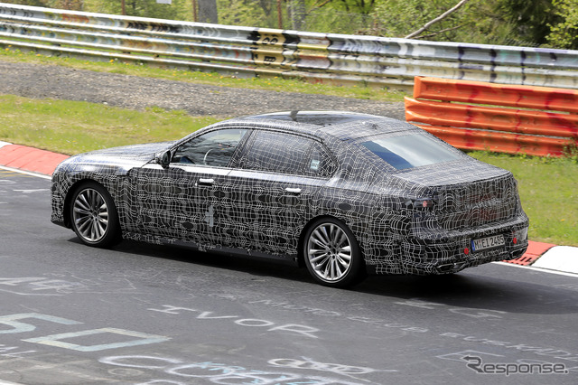 BMW 7シリーズ 次期型プロトタイプ(スクープ写真)