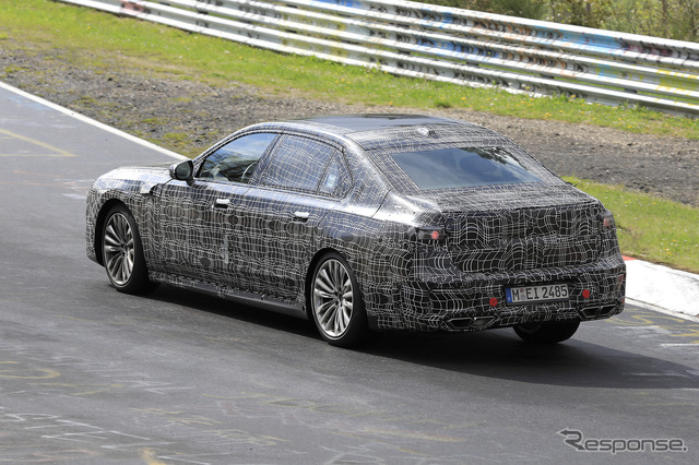 BMW 7シリーズ 次期型プロトタイプ(スクープ写真)