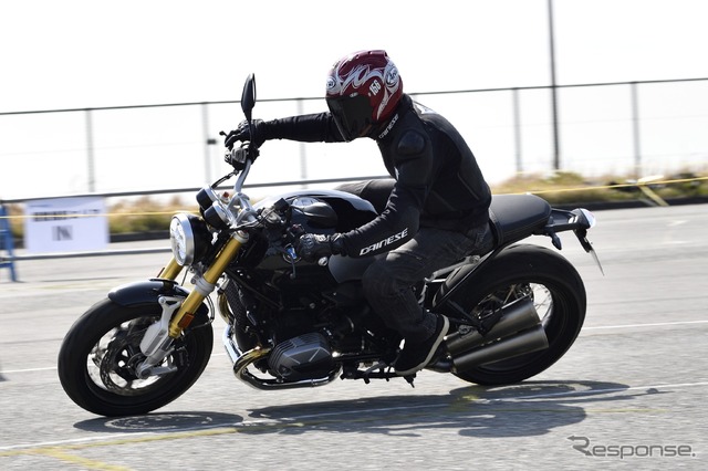 BMW R nineT