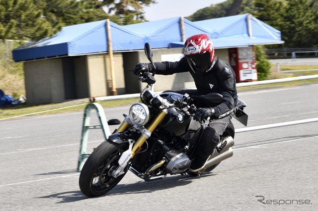 BMW R nineT