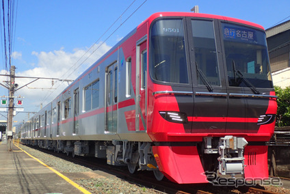 2019年、3300系の後継通勤車として登場した9500系。一般車として5~8号車に充当。