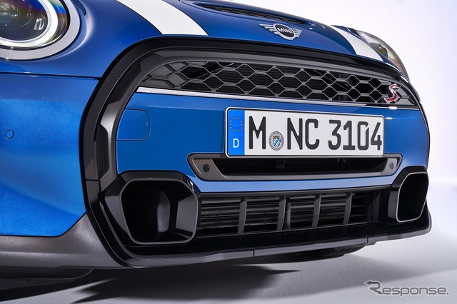 MINI 5ドア 改良新型