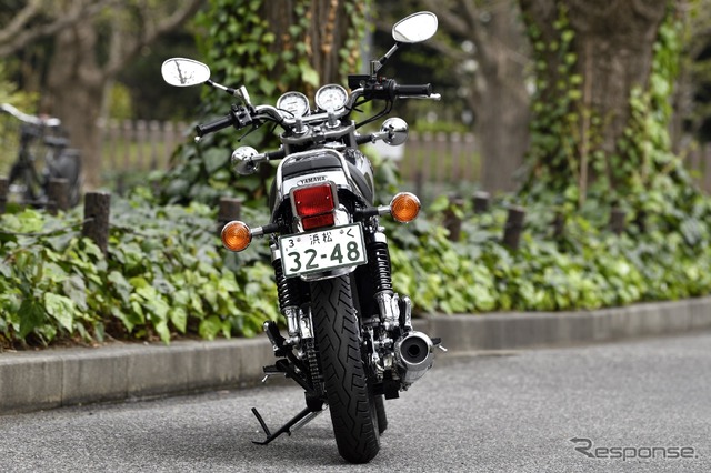 ヤマハSR400 Final Edition