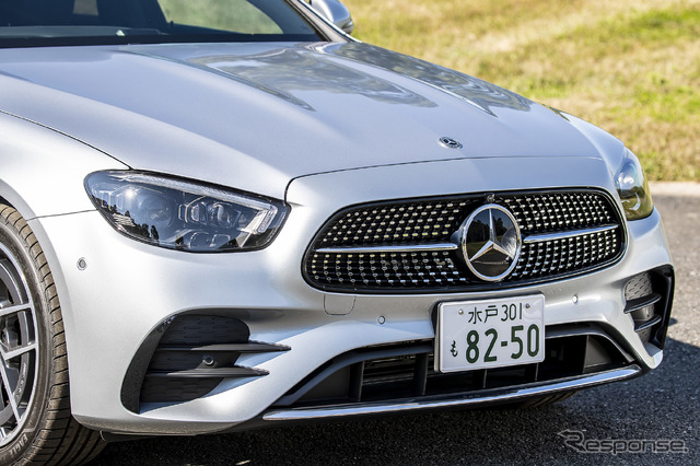 メルセデスベンツ Eクラスセダン(E200スポーツ)