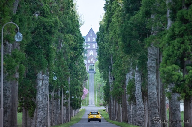 「UNLOCK ANY ROAD JAPAN」（北海道：トラピスト修道院）