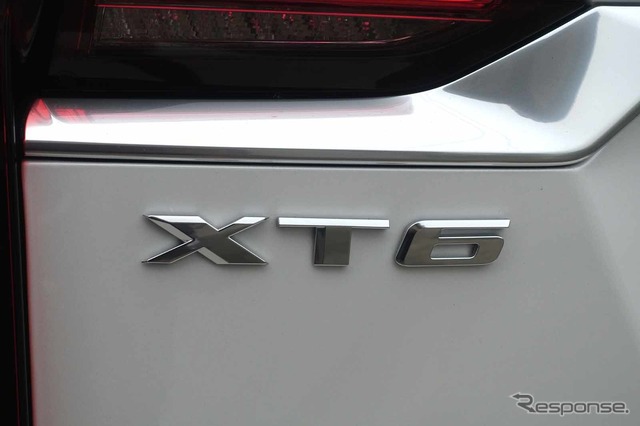 キャデラック XT6