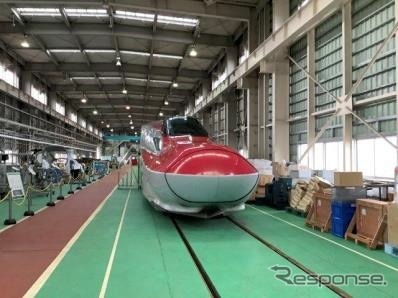 秋田新幹線車両センターのSG検修庫。