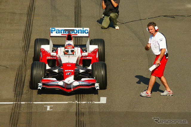 【トヨタF1お台場イベント】写真蔵…メガウェブをF1が走り抜ける