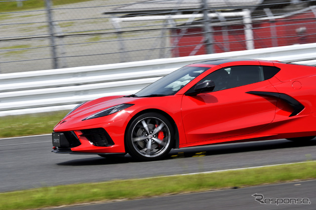 シボレー コルベット 新型(クーペ 3LT)