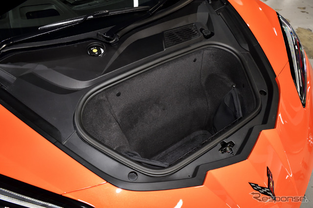 シボレー コルベット 新型(コンバーチブル)