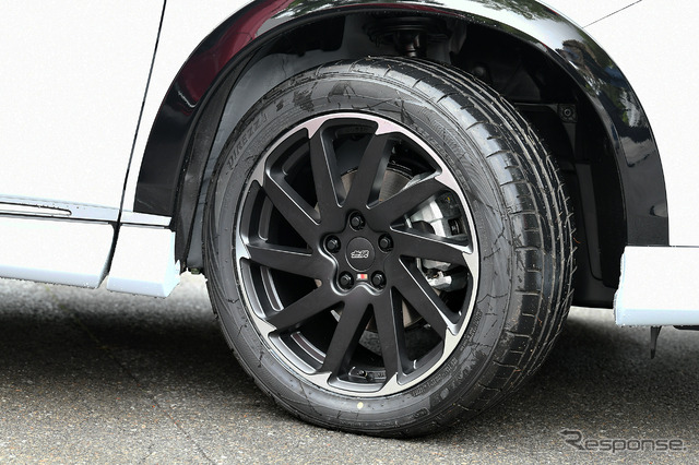 ホンダ ヴェゼル 新型(無限アクセサリー装着車)