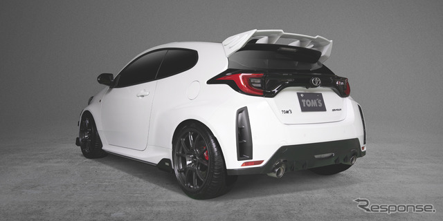 TOM'S GR YARIS リヤビュー