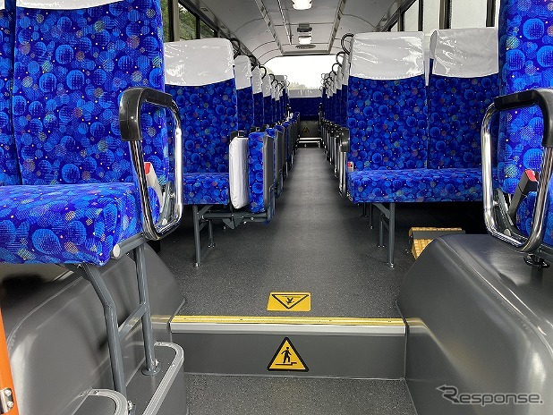 エアロスター前扉仕様車（撮影用特別仕様車）