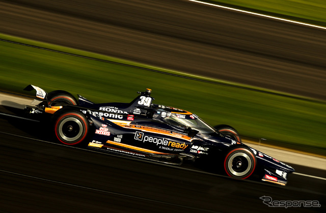#30 佐藤琢磨は連覇ならず14位(写真は予選日のプラクティス走行)。